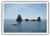 Aci Trezza